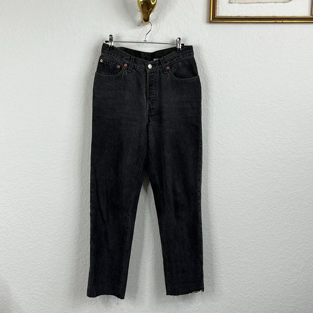 VTG Levi's 17501-0658 Button Fly High Rise Frayed Hem Red Tab Jeans Denim 90s